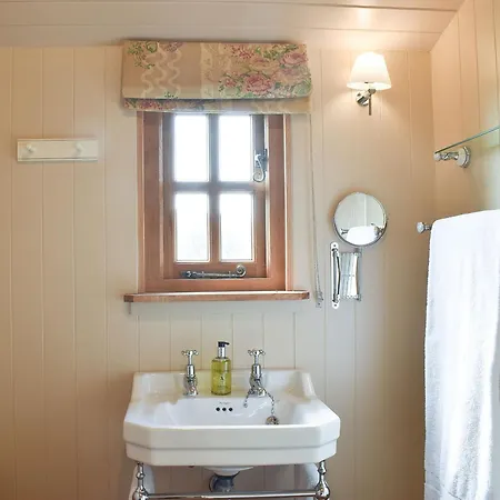 The Dreamer's Hut Hawnby