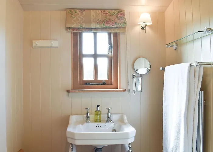 The Dreamer's Hut Hawnby