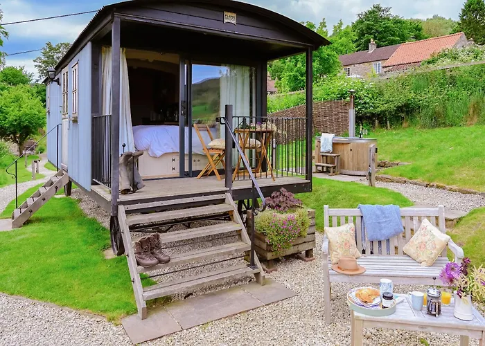 The Dreamer's Hut * Hawnby